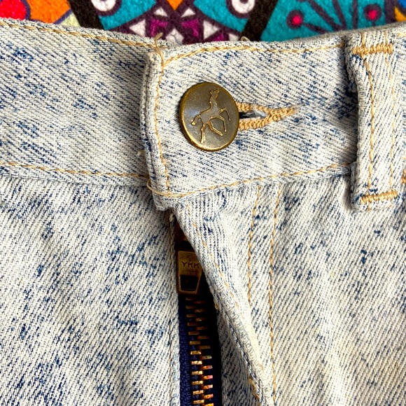 Vintage 1980s Acid Wash Denim A-Line Midi Skirt Sz 8 - Picture 5 of 8